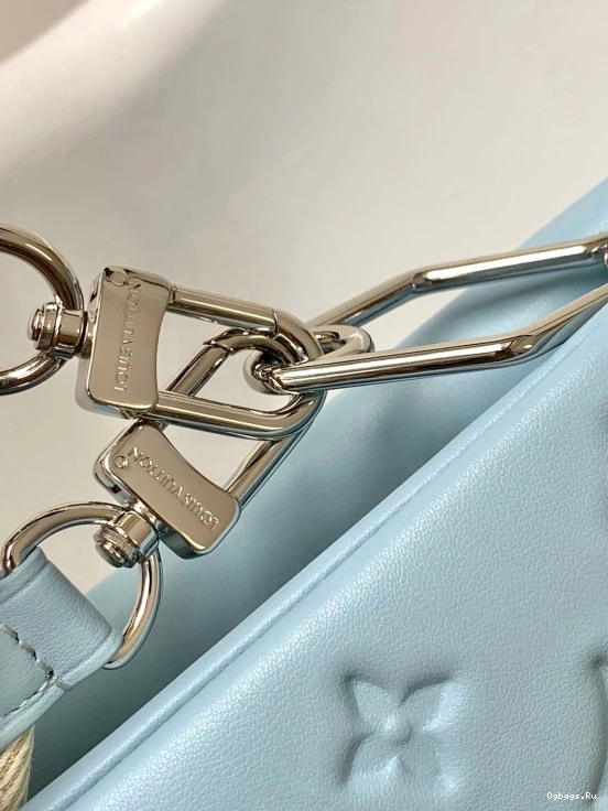 PM-26*20*12cm LOUIS VUITTON COUSSIN 0120